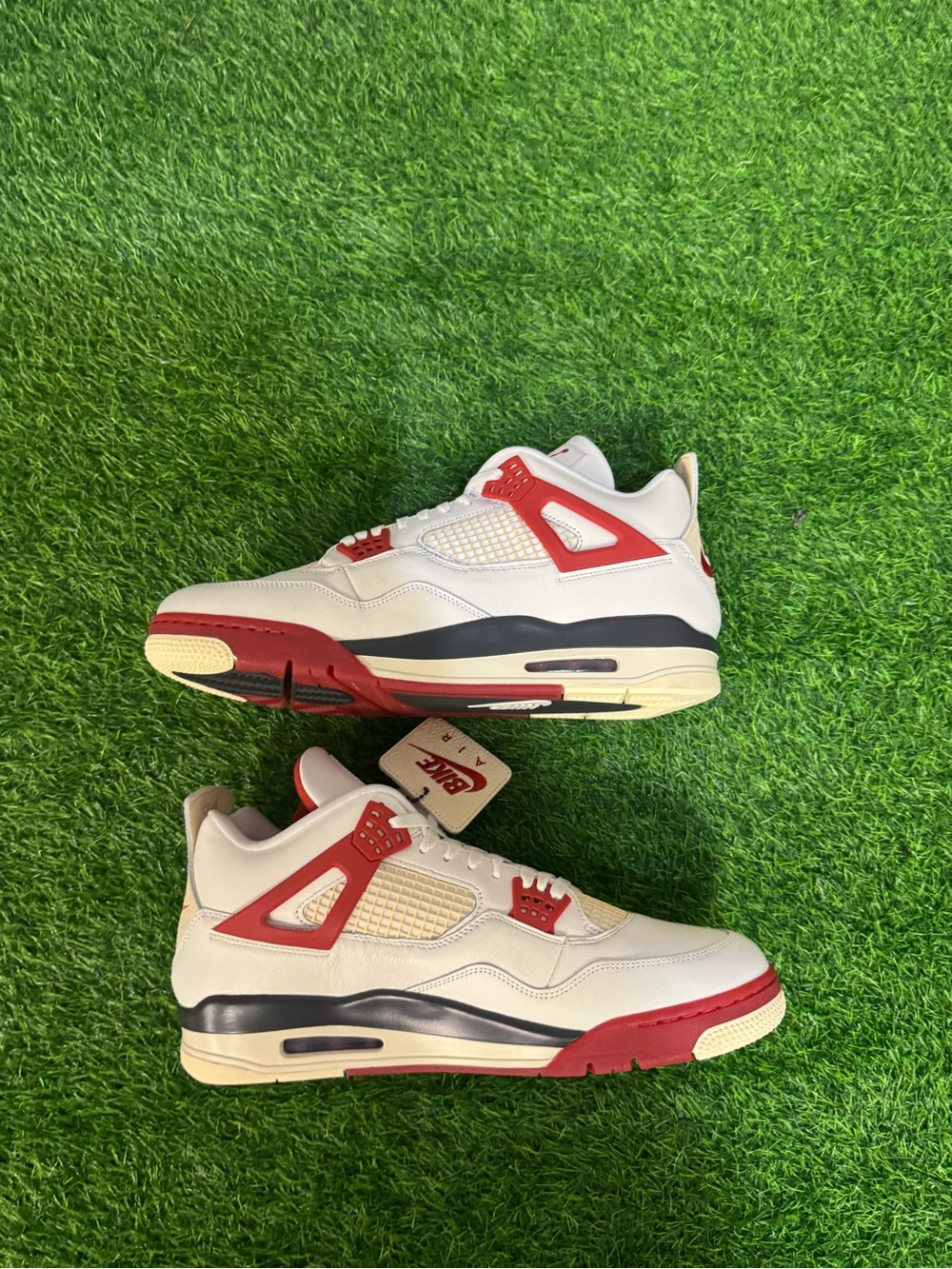 Jordan 4 Retro OG Nigel Sylvester
Brick After Brick (sz 15) - Picture 3 of 8